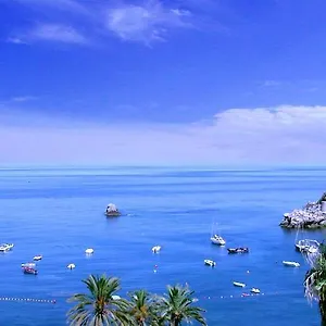 villa-arianna-bb.taorminaitalyhotels.com/