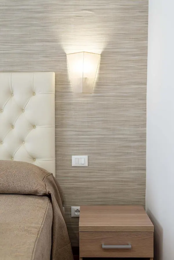 Cheri Luxury Suite Ρώμη 0*,